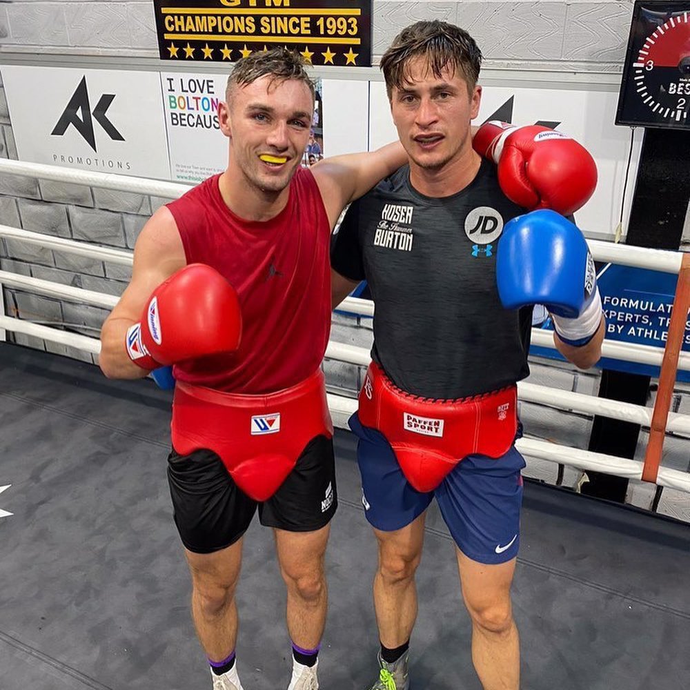 ORourkesgym's tweet photo. Big shoutout to @Carouselboxing1 & @fightclub247 / @JonnyRashman for bringing the lads sparring in Manchester during the week! ๐ฌ๐ง๐ฅ
@HoseaBurton
@RyanOR12345
#orourkesfighters #fightclub #orourkesgym #gallaghersgym #carouselboxing #manchestersparring https://t.co/5GRJsuZXEL