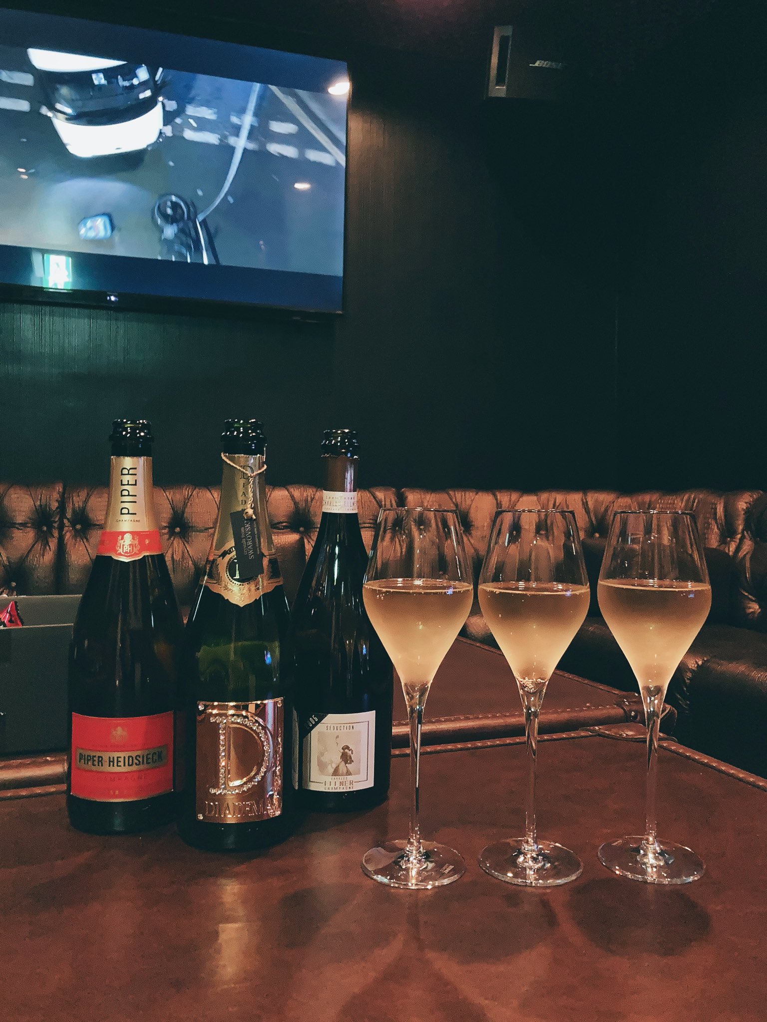 تويتر Bar Fresca 西麻布 على تويتر 飲み放題メニューや女性限定プランあり お店でセレクトした美味しいシャンパンやフランス以外のポルトガルやオーストラリアのワインなどもございます 個室もございますので 団体様や女子会にも是非ご利用下さい T