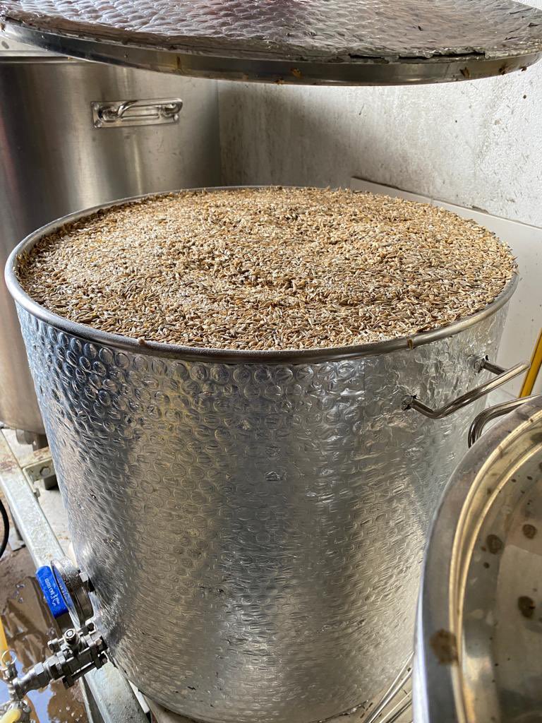 Big old brew on today…🍺😋😋😋