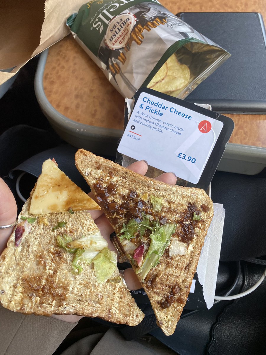 Laura Kate Ainsworth Karacan tweet media