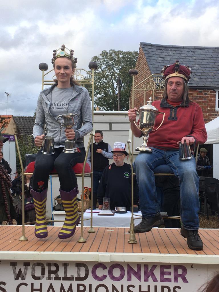 LRcoffeevan's tweet image. This year we are competing not coffee’ ing 😆 Practice starts tonight.
Will we see you tomorrow at #theworldconkerchampionships ?
Conkers provided 🦔🦔🦔🍁
Little Red is for sale if you wanted to provide coffee and cake at great events like this 🙌