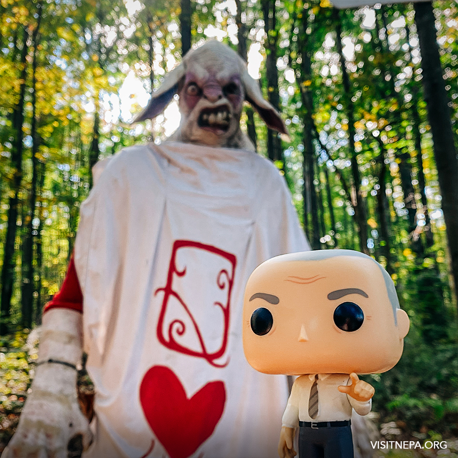 As the sun was setting, Michael, Dwight, and Creed ventured into the Reaper's forest for a "behind the scenes" tour of Reaper's Revenge Haunted Hayride and Attractions! 💀 

⭐ Visit our FB Page for the full post! ⭐

🗺bit.ly/the-office-tour

#theoffice #dundermifflin