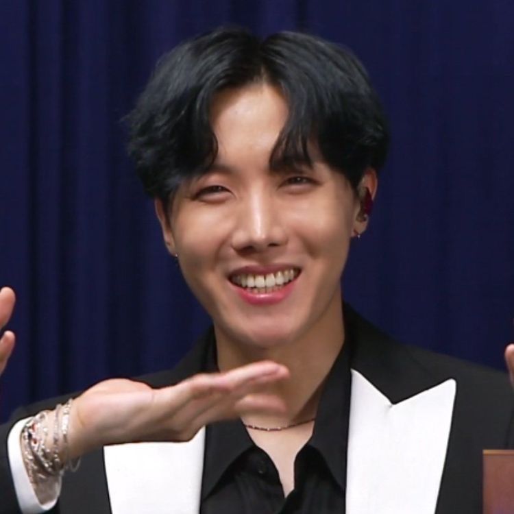 hourly j-hope tweet media