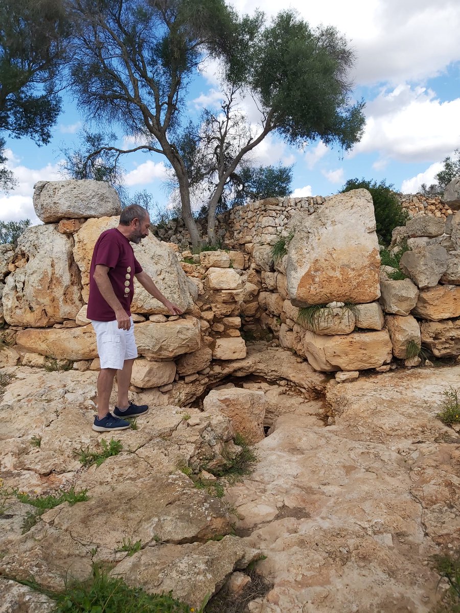theislandbeyond's tweet photo. 🕙13📍Ses Talaies de Can Jordi | We just finished taking a trip to the past at these old Mallorca ruins🪨 So interesting to see something like this! #visitcalador #somdemallorca #visitsantanyi #balearestb @santanyitourism @somdemallorca @ajsantanyi @balearestb https://t.co/jbB6qI89H2