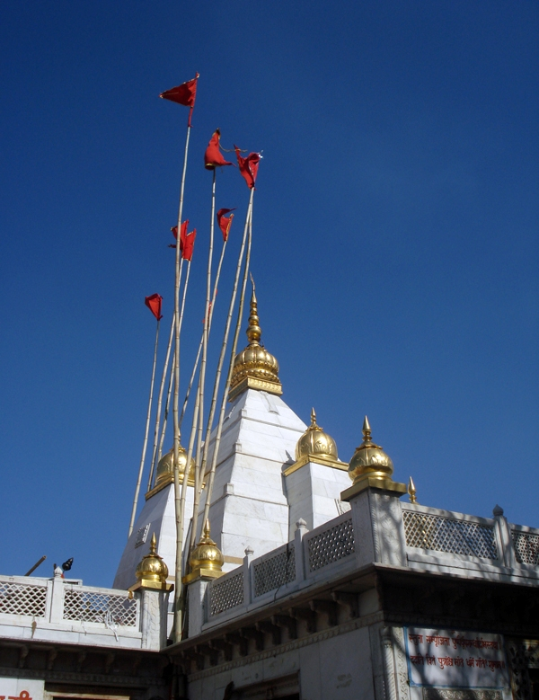 OceansTravel's tweet photo. Naina Devi Temple is the most popular place of worship for the people of Naina Devi. The temple itself is an ancient Indian temple. And, being one of the 51 Siddha pethas it is a Major Pilgrimage site for Hindus and Sikhs
 
#india #culture #history #hinduism #travel #tourism #uk https://t.co/fp4F8N0w2S