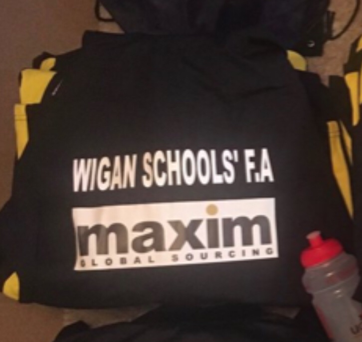 Wigan Schools' Football Assocation (@wiganschoolsfa) on Twitter photo A huge thanks to our main sponsor <a href="/PearlWindows/">Pearl Window Systems</a> and also <a href="/JosephsGoal/">Joseph's Goal</a> for supporting the team with the new kit for this season. Your continued support is really appreciated.
A shout out as well to <a href="/Maxim_Ltd/">Maxim Industries</a> who helped us out with training tops before the last lockdown. ๐๐๐ A huge thanks to our main sponsor <a href="/PearlWindows/">Pearl Window Systems</a> and also <a href="/JosephsGoal/">Joseph's Goal</a> for supporting the team with the new kit for this season. Your continued support is really appreciated.
A shout out as well to <a href="/Maxim_Ltd/">Maxim Industries</a> who helped us out with training tops before the last lockdown. ๐๐๐