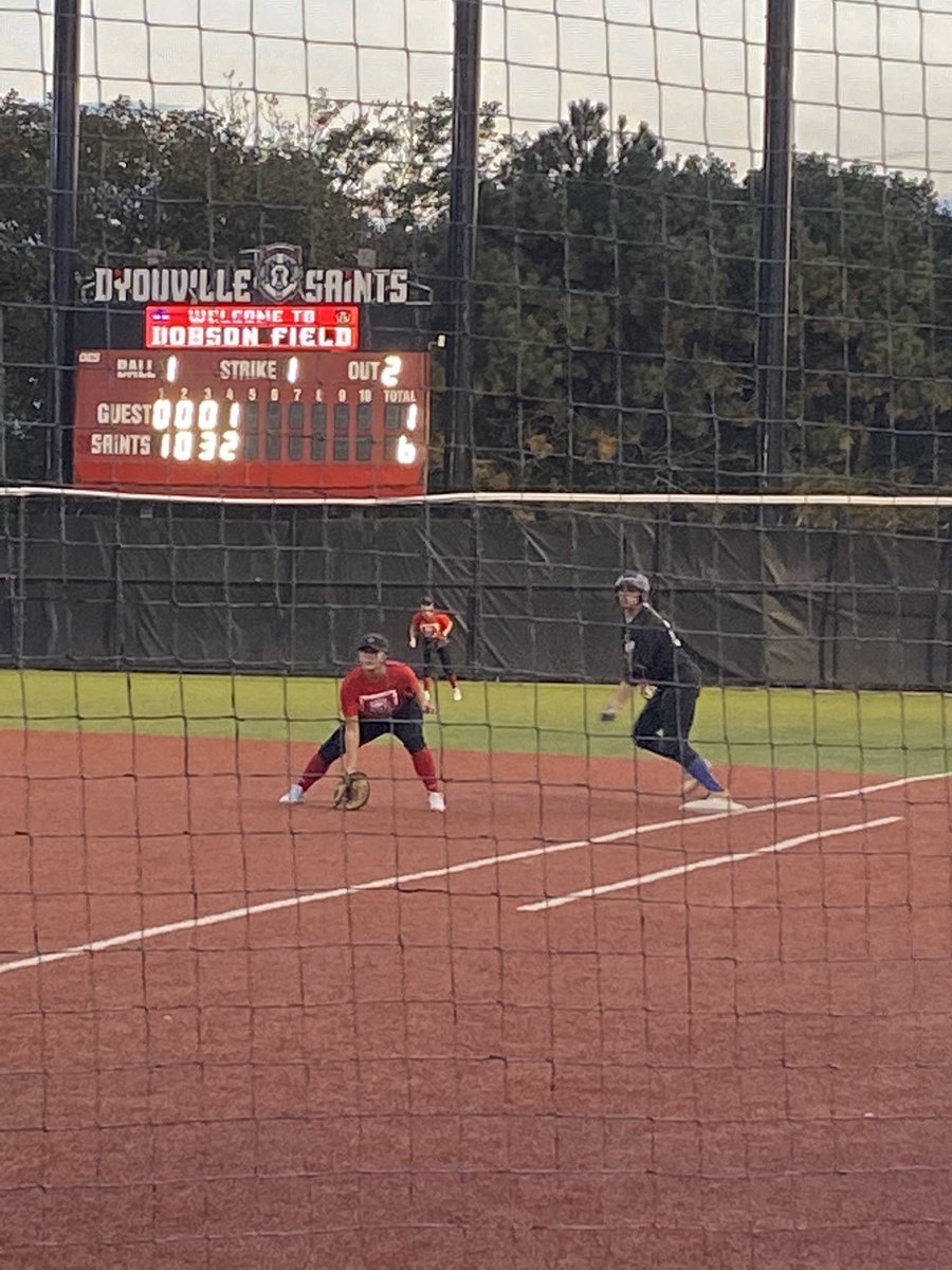 magdel_mi's tweet photo. Enjoyed watching Della play the sport she loves at the next level! https://t.co/n8ThLHvOZB
