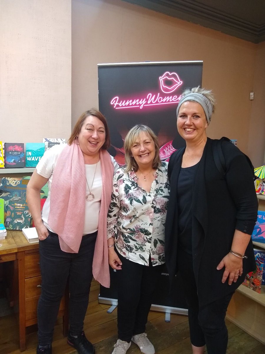 FunnyWomenLynne's tweet photo. Do I have fun at work? 100% YES! Quick look back at last 2 weeks of @funnywomen in pics and sound. #standuptostandout #comedyworkout #SamsungKX #funatwork #HTHFAW https://t.co/dnS1lSgvND https://t.co/5r5koE9EXL