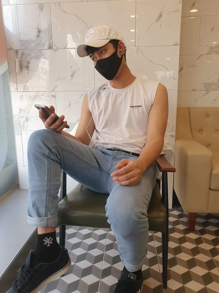 MoeTight's tweet photo. ချစ်တွေဘူပေးချင်လည်း https://t.co/ZiHlTzBA9B