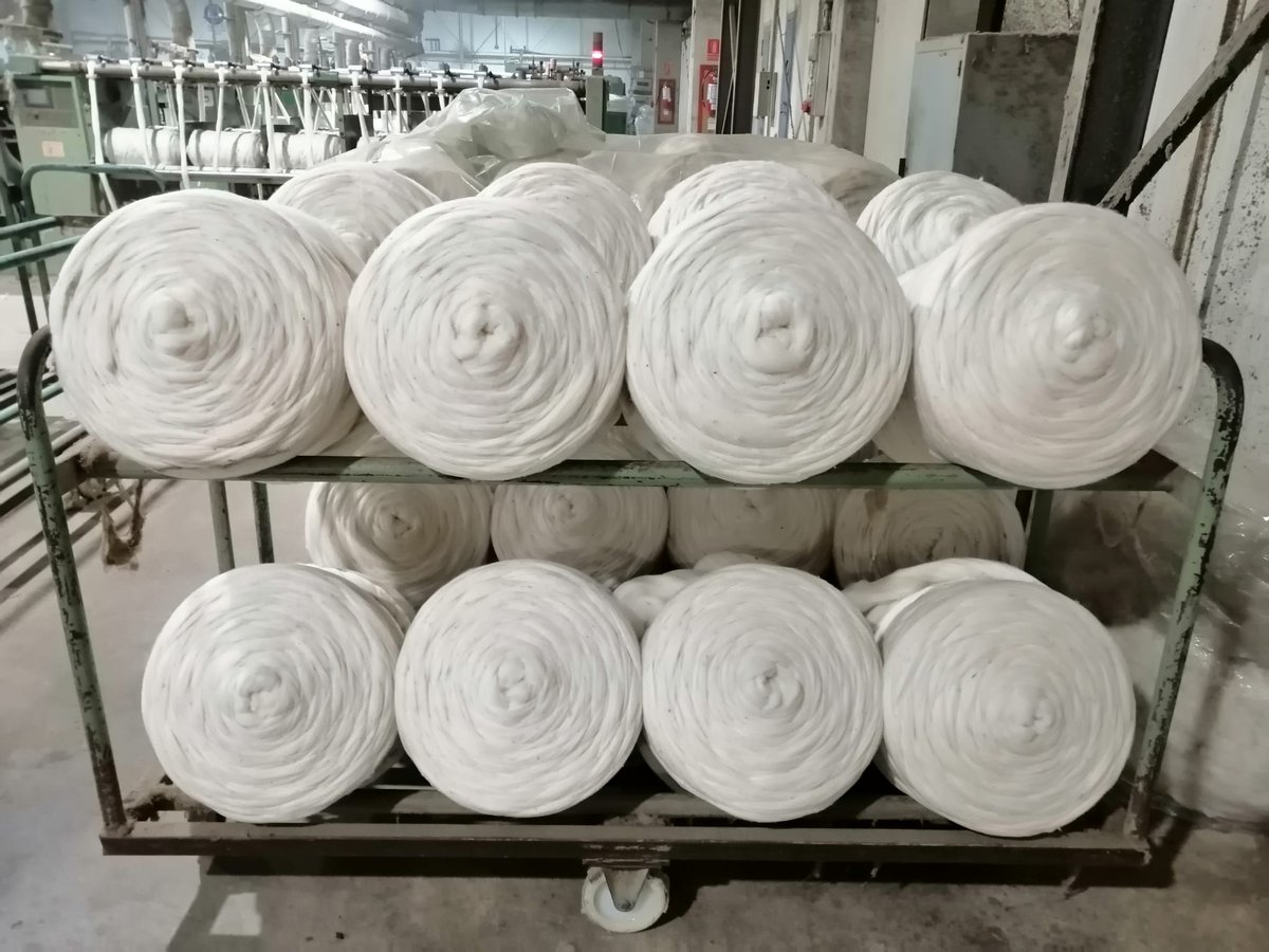 SUL_uy's tweet photo. SUL realizó junto con @uruguayxxi un nuevo #wooltour dirigido a integrantes de @MIEM_Uruguay ✅
🤝 Agradecemos a todos quienes brindaron su conocimiento y tiempo para presentar a la cadena ovina y ayudarnos en la tarea de promocionar al rubro y a sus protagonistas. 🇺🇾 🐑 🌎 https://t.co/dfFbHkD6FL
