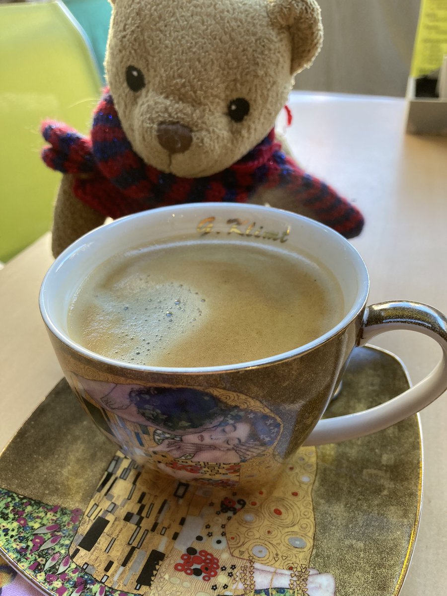 PaddyBBear's tweet photo. Such a lovely holiday to France 🇫🇷 Always sad to say goodbye…..so I didn’t! Staying with @Brendasheasby fir a few more days of holiday before our road trip up through Northern Europe 😀 https://t.co/1xYOjMe8Et