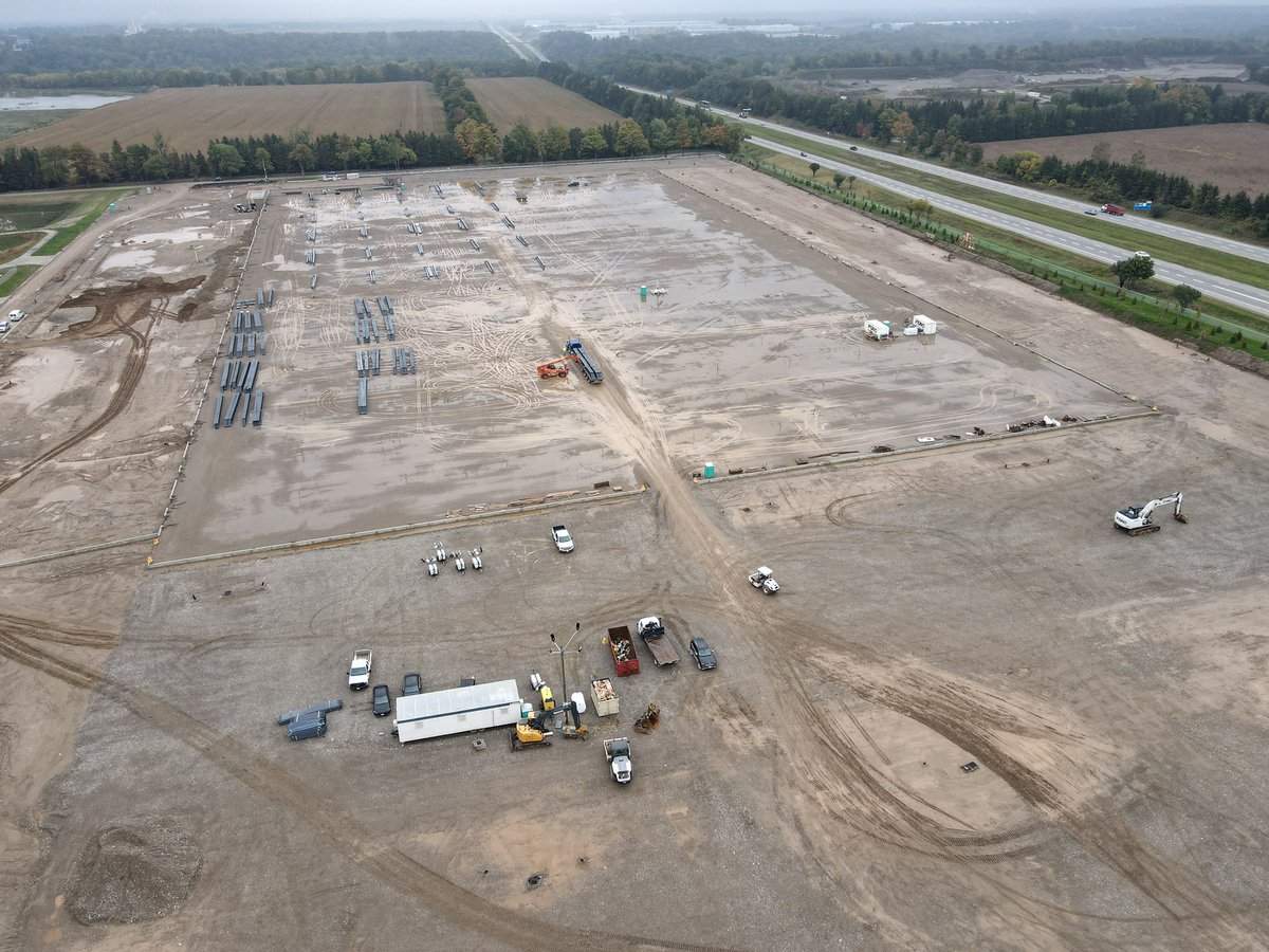 VicanoConstruct's tweet photo. Vicano Developments Limited latest project in Brant County.   562,000 sq. ft. state of the art distribution centre.  Tenant announcement to follow. https://t.co/HtJ5RE3ffp