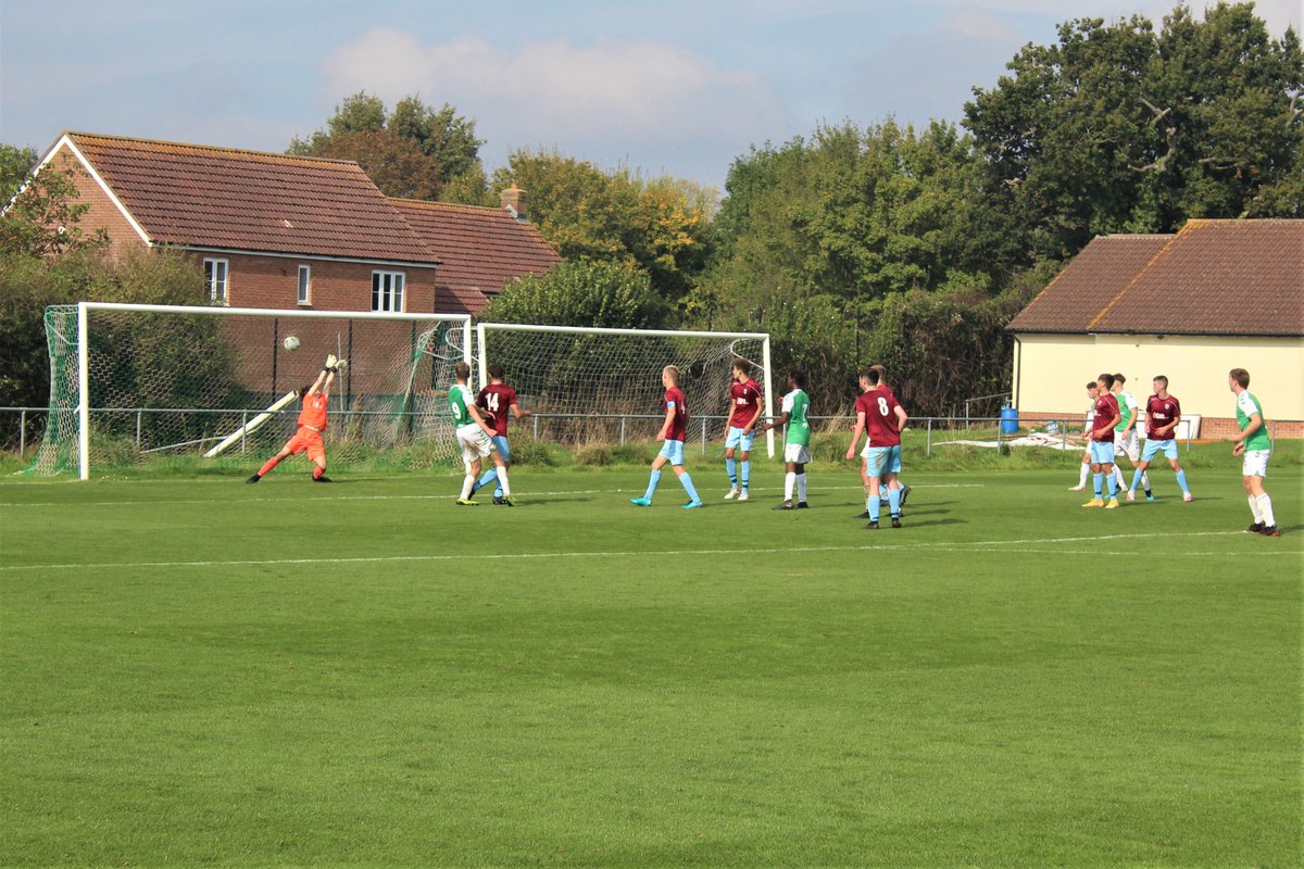 Outstanding performance from the U18s @ytfcacademy this morning with a 2-1 win against unbeaten <a href="/MangotsfieldUtd/">Mangotsfield United FC</a> in the SW Counties Youth League <a href="/SWCYouthLeague/">South West Counties Youth League (U18)</a>. Goals from Benjani Jr and Finlay Skiverton before a late consolation goal for the visitors ⚽️💚 #YTFC