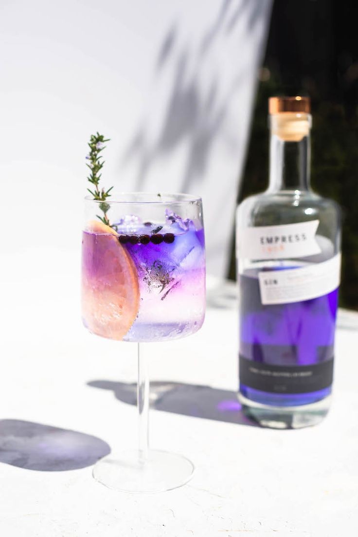 DreamEO_RP's tweet photo. ️

- Mint mojito
- Blueberry lemon vodka spritz
- Empress elderflower Spanish Cocktail
- Mineral water

️ https://t.co/41hZhbto6d