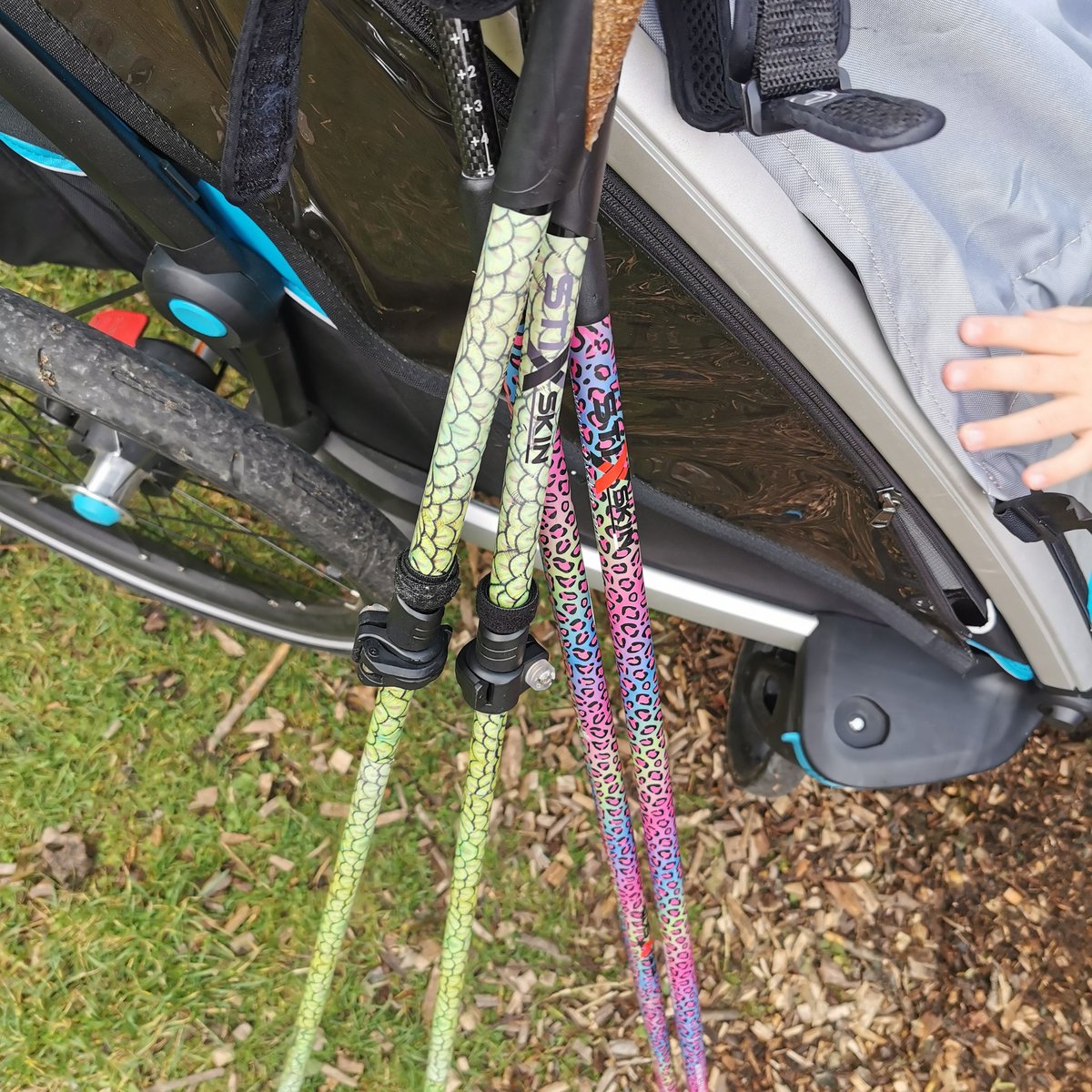 stiXskin's tweet image. Mermaid scales or pink leopard?
How you can see your poles wrapped in #stiXskin?
#pimpYourpoles
#nordicwalkiguk #nordicwalk #nordicwalking #walken #nordicwalken #marchanordica #marchenordique #trek #hike #ski