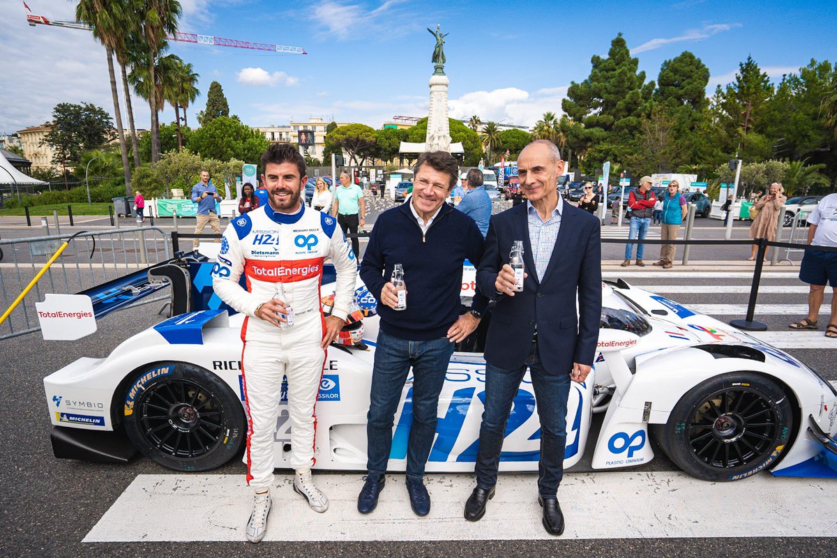 Christian Estrosi tweet media