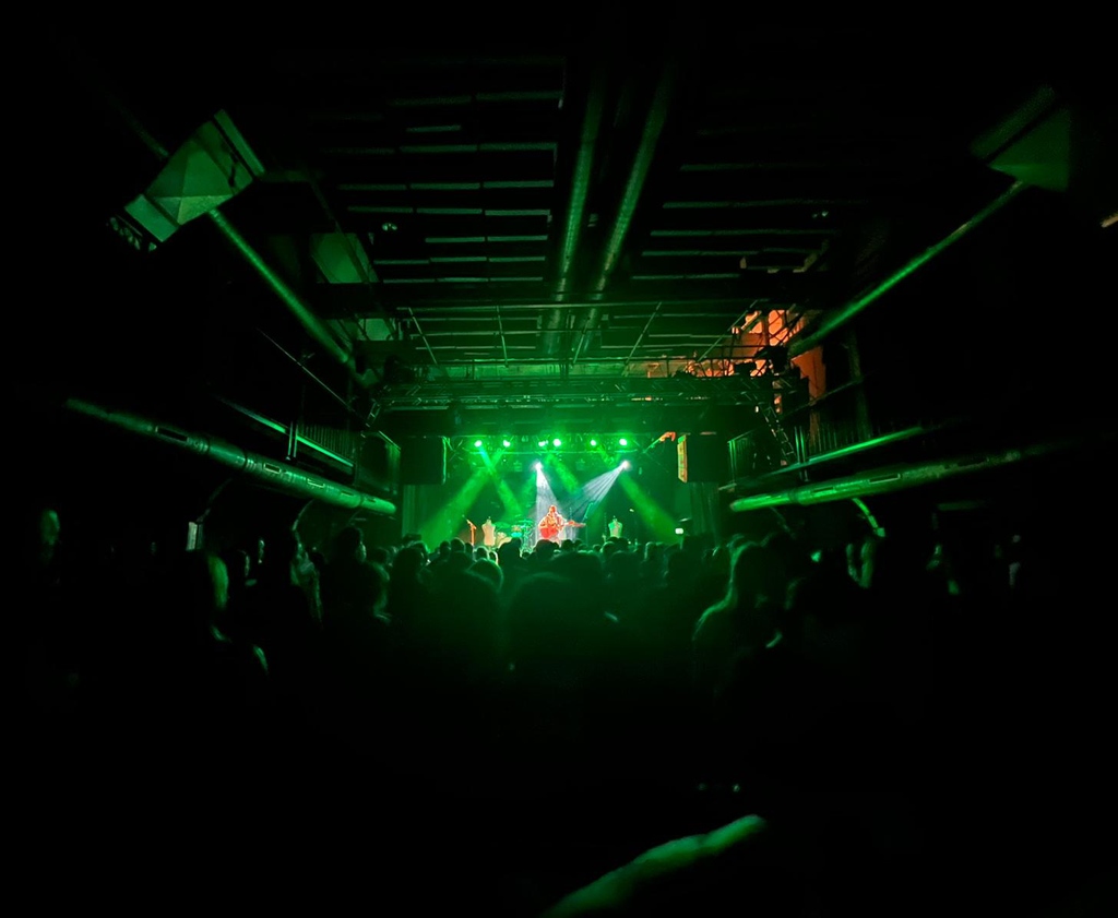 Last night...

Looooove this place!
@posthoflinz ❤️

Thank you Linz! Looot of fun 😄🙏

St. Pölten, <a href="/freiraum_stp/">freiraum_stp</a> tonight! 🥳

📷 @analogfilter_ &amp; <a href="/be/">pi</a>.endl

#lemotour

✌️❤️🤘