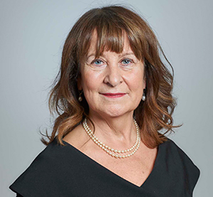 BAOMSOfficial's tweet image. More t/c this pm #BAOMS #Sheffield #2021ASM with Rob Banks talking on implants 4 maxillary defect rehab, AHP/nurse-led H&amp;amp;N clinics with Joanna Spellman &amp;amp; a &apos;how to&apos; thyroidectomy from Leo Cheng. @HelenaKennedyQC to make Norman Rowe address on fairness &amp;amp; equity in surgical w/force