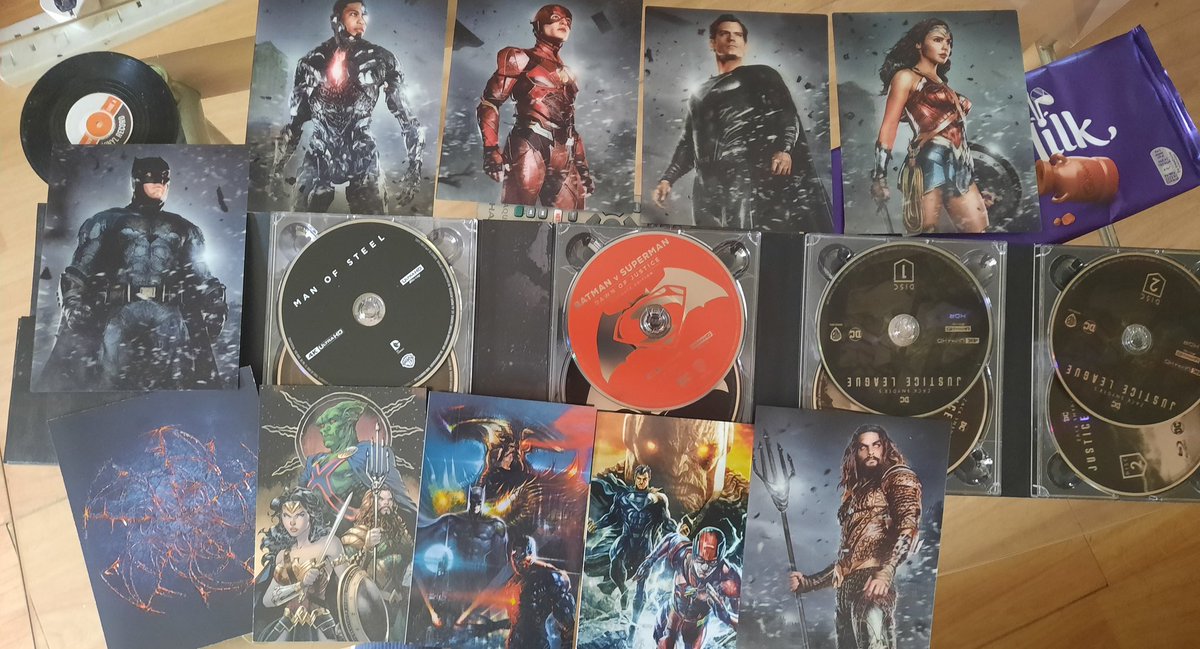 philorok01's tweet photo. When your kids spend their own money on best present ever
Super proud
#ZackSnydersJusticeLeagueTrilogy
#RestoreTheSnyderVerse
#SoFknHappy
#ZackSnydersJusticeLeague
#RestoreTheSnyderVerse
#ReleaseTheAyerCut https://t.co/yi4zAC9Nbq