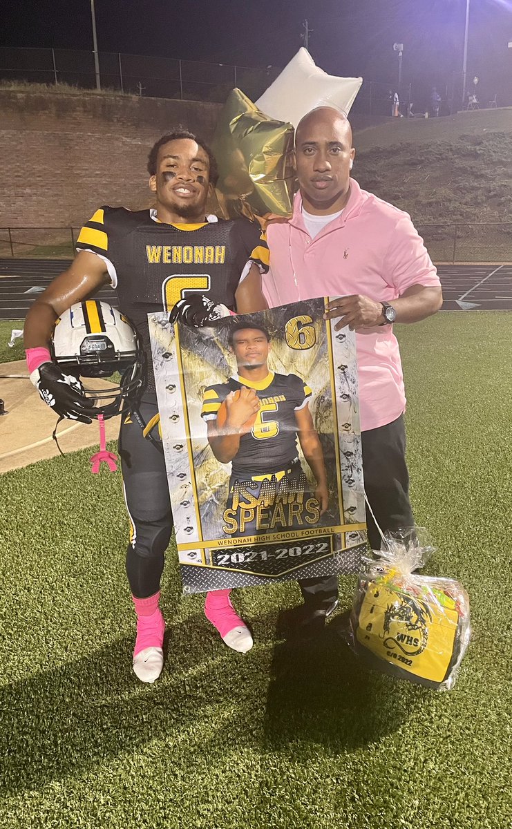 My son Isaiah and I on #SeniorNight #Classof2022 #RunningBack #collegerecruit #unsigned #scholarshipoffer