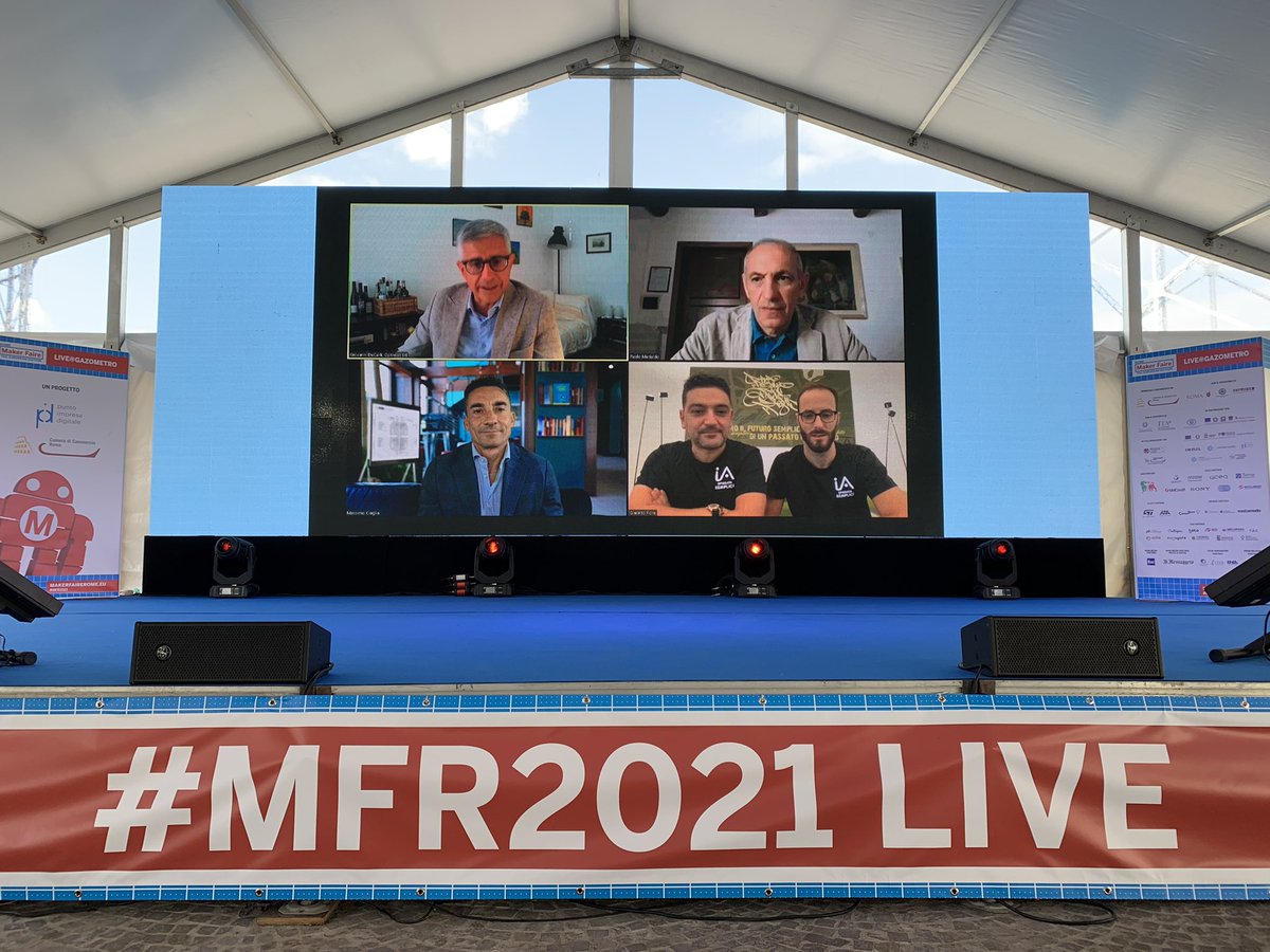 mauro_gianca's tweet photo. Si riparte con un nuovo talk moderato da Giovanni DeCarli di #Optmist per parlare della “Rivoluzione dei dati” 📊
#MFR2021 #branded #MakerFaireRome https://t.co/Oc5QaEVcQT