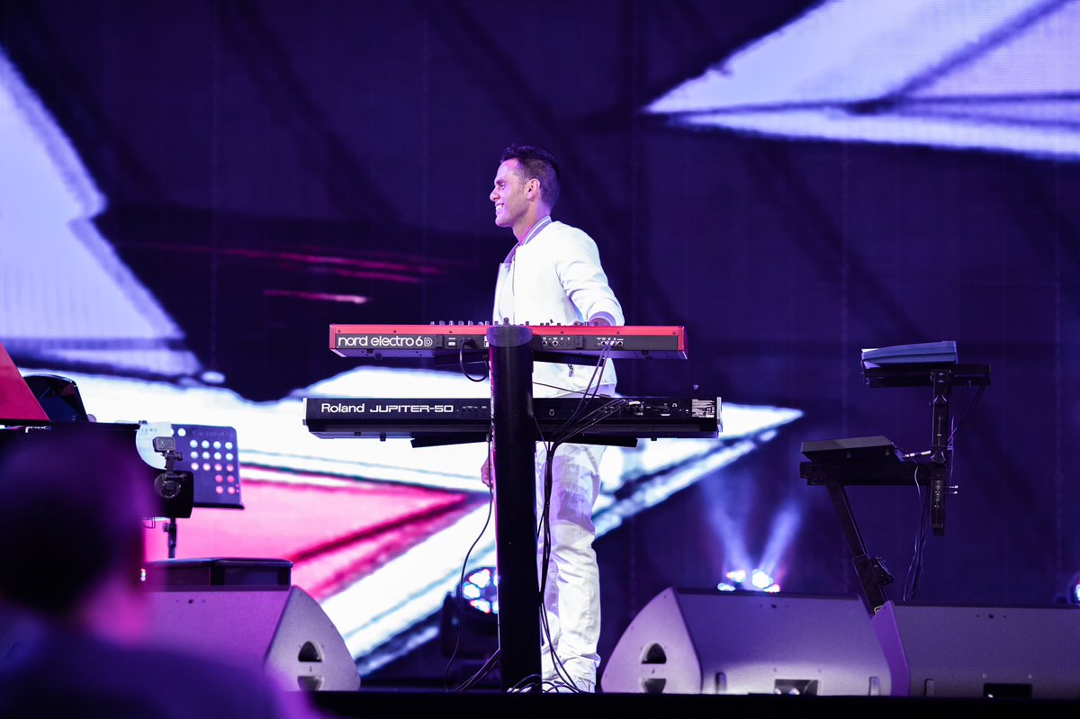 HishamKharma's tweet photo. Thank you for a grand musical night 🖤
انبسطنا جداً بوجودكم 🎶
#HishamKharma #Live #هشام_خرما #AlMasa https://t.co/oDFK9QZEO2