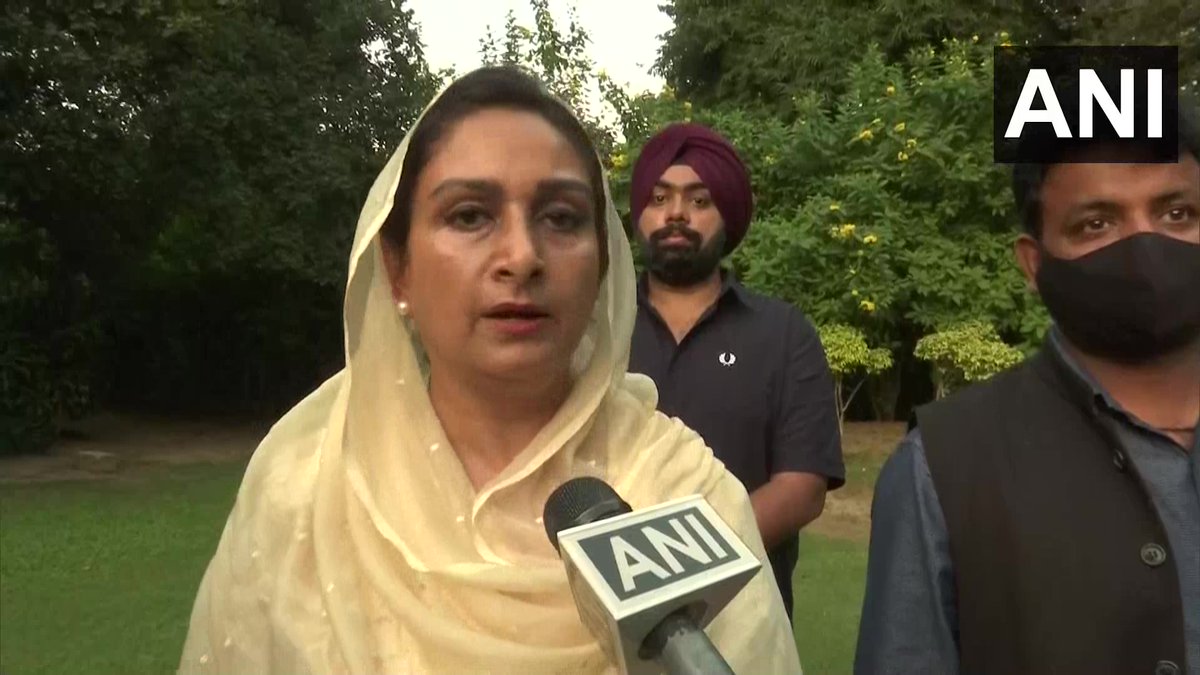 ANI's tweet photo. Lakhimpur Kheri violence | We demand the dismissal of MoS Ajay Mishra, immediate arrest of his son &amp; a Supreme Court-monitored probe by a sitting SC judge. Since the accused is powerful, he is being shielded by the Govt: Former Union Minister and SAD leader Harsimrat Kaur Badal https://t.co/YyaJjaqga6