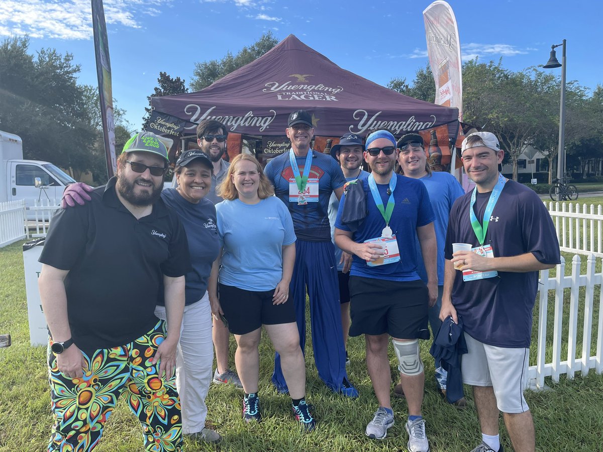 Great morning at the #StuffYourFaceRace with <a href="/TheJerryDaniels/">The Jerry Daniels</a> <a href="/rafusetolose/">Kevin Rafuse</a> &amp; our great friends <a href="/yuenglingbeer/">Yuengling Brewery</a>