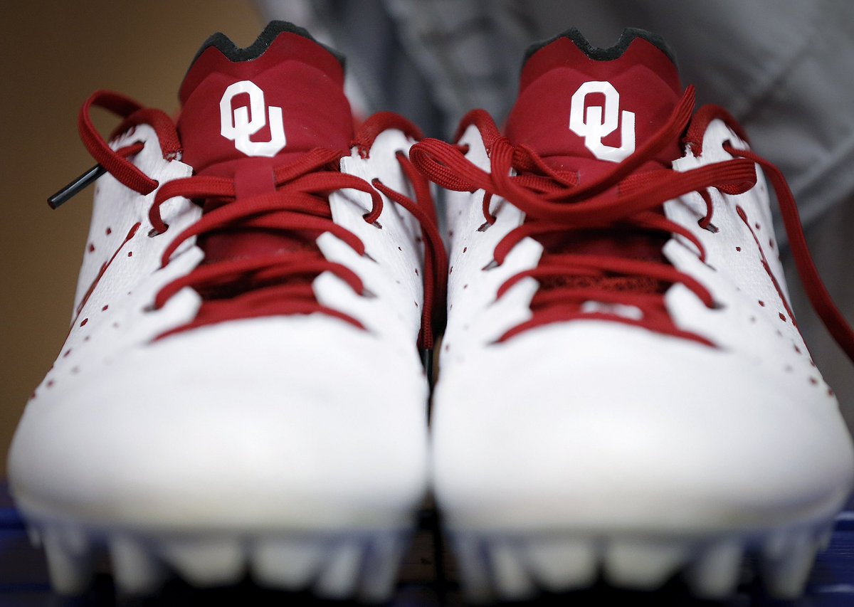 OU_Football's tweet photo. There’s only one.

#BeatTexas https://t.co/zCc1LZYSNe