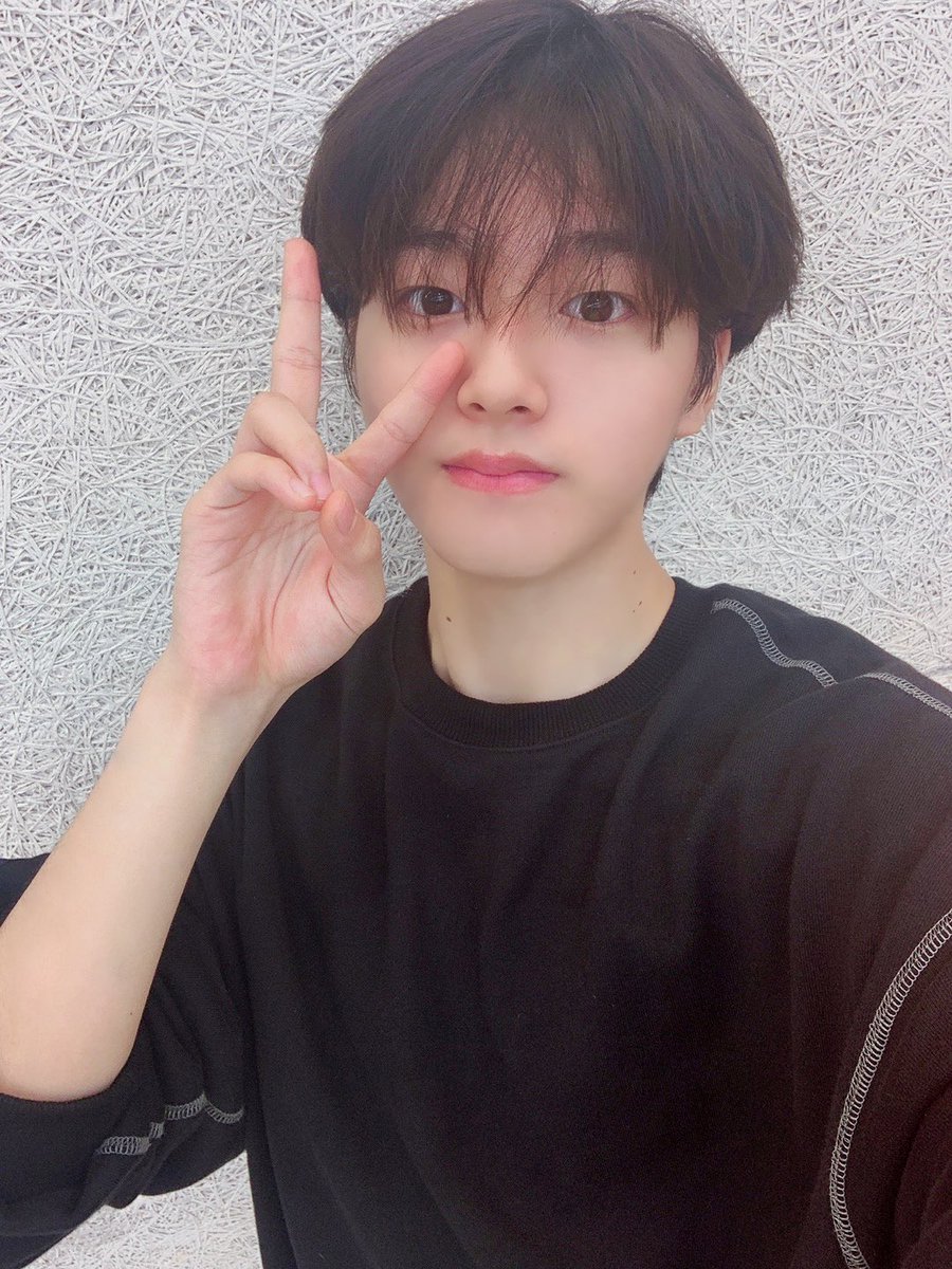 GHOST9OFFICIAL's tweet photo. [#이진우]

Hi long time no see~ https://t.co/AEAiXKNq6O