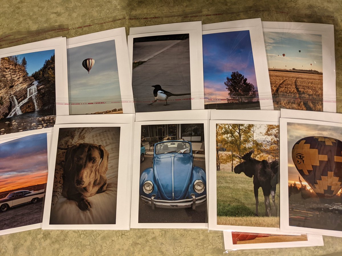 Daimonzaka's tweet photo. Happy Thanksgiving! New photo notecards available for showing someone you care or just for keepsies! Spread some love, make someone's day! 💖
#Thanksgiving #buylocal #shoplocal #yegphotographer #notecards #finephotography  #farmersmarket #photography  #scenicphotography #autumn https://t.co/0CHNv5Vqkz