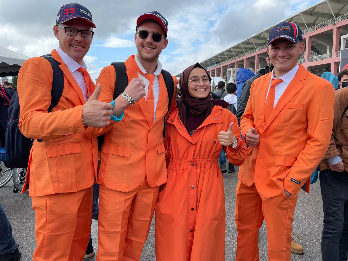 AsudeTosun's tweet photo. #TurkishGP #Formula1 #RedBull https://t.co/uxgEwSOJuf