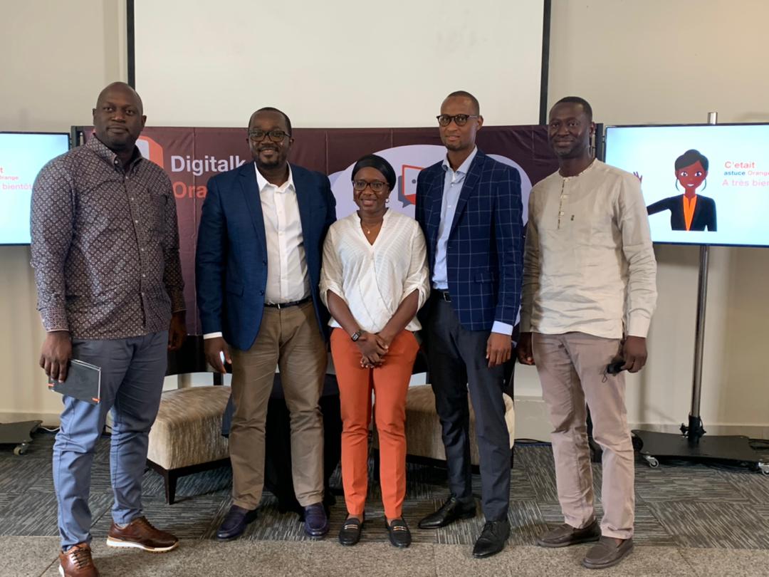 orangeguinee_gn's tweet photo. MERCI ❤️❤️❤️
@Kmed79 @FatouThithi @H2Bangoura #IliassouDiallo
#DigiTalk #OrangeVousAccompagne #Digital #ProgrammeCitoyen https://t.co/yim2EdVxl9