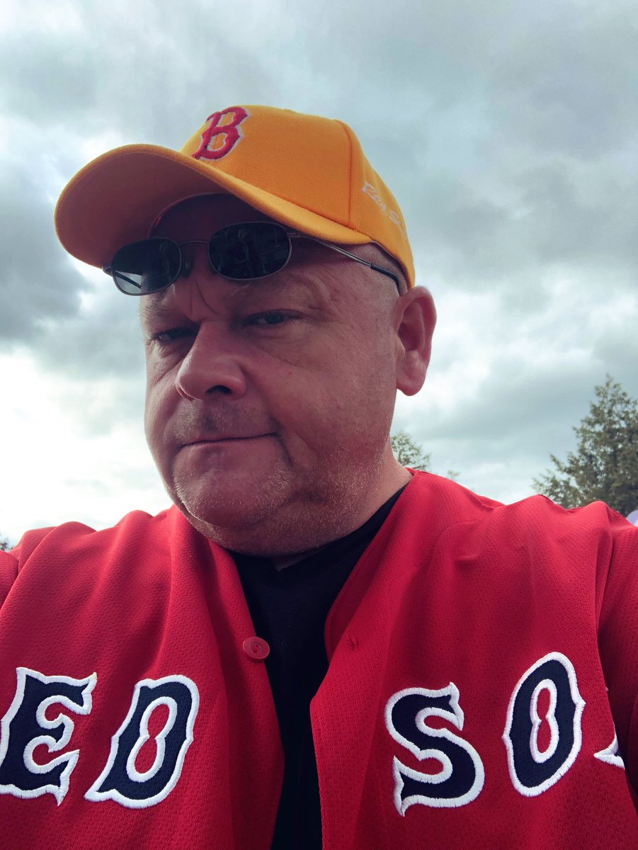 CardiacDrop's tweet photo. The question is… do I dare go on the Frisbee Xtreme ??? #WeekendsWithDad 🎢🎡#WeekendInNewEngland 💫 https://t.co/aQP5uYaSuV