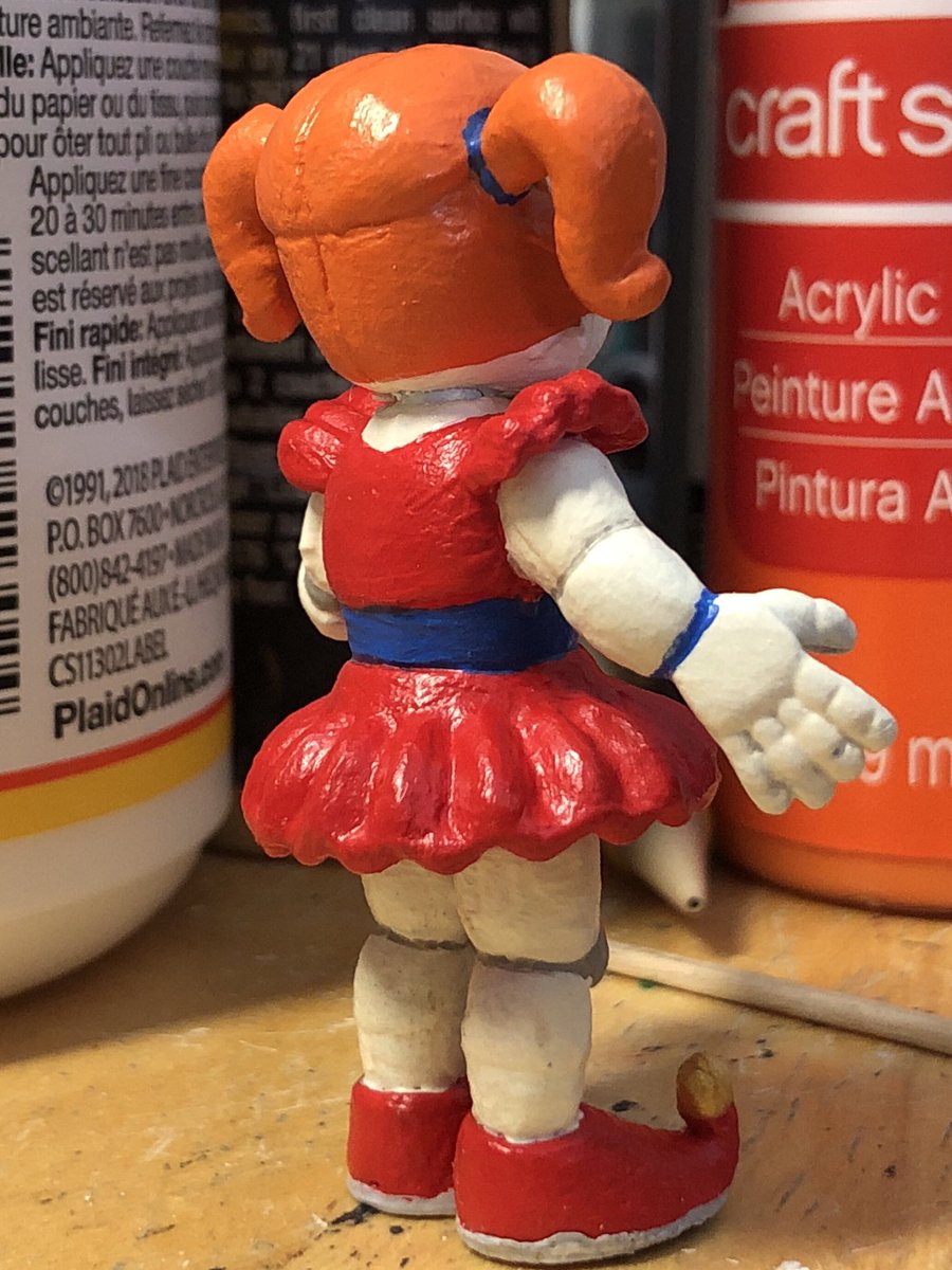 CloudtheLoud48's tweet photo. #FNAF #SisterLocation #LoudCustoms  
A day late bu in celebration of Sister Location’s 5th anniversary, repainted my Circus Baby figure. Also the head still moves around https://t.co/2KAeSBxIFL