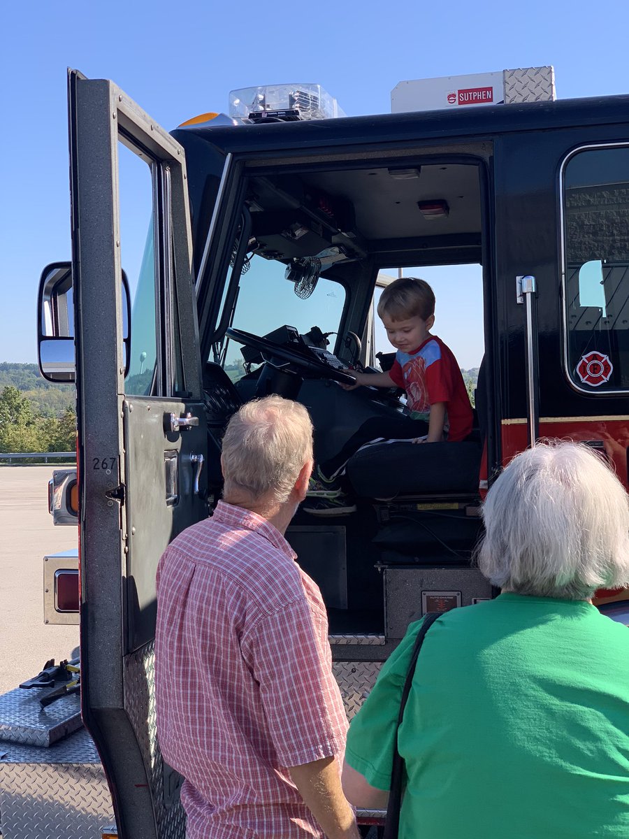 Lowes Hamilton tweet media