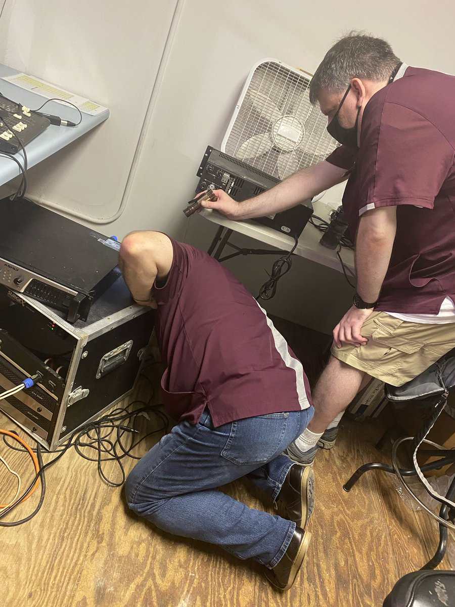 Huge shot out to Mark Ramsey and Eric Morrison from the Gardendale pressbox coaching staff.  We had an amp to “not power up”…10 mins before kickoff and they graciously went to work without hesitation.  We were back in action in time for kick off. @ghsrockets @JEFCOED