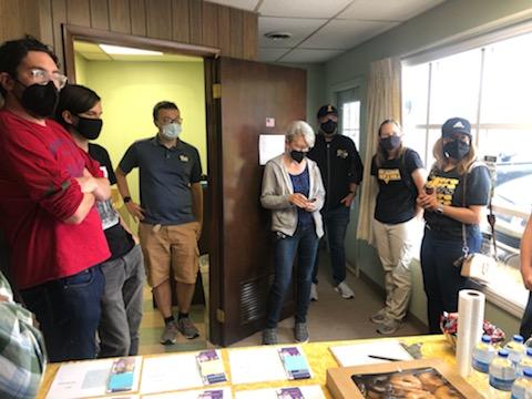 future_franklin's tweet photo. We had a great group for day one of the North Allegheny Weekend of Action! A huge thank you to our special guest, State Senator Lindsey Williams. You can join us tomorrow for day two, with County Executive Rich Fitzgerald! Sign up below:

https://t.co/c2mvurKUZO https://t.co/K7rjKlUcXs