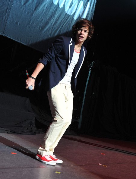 suithstyles tweet picture