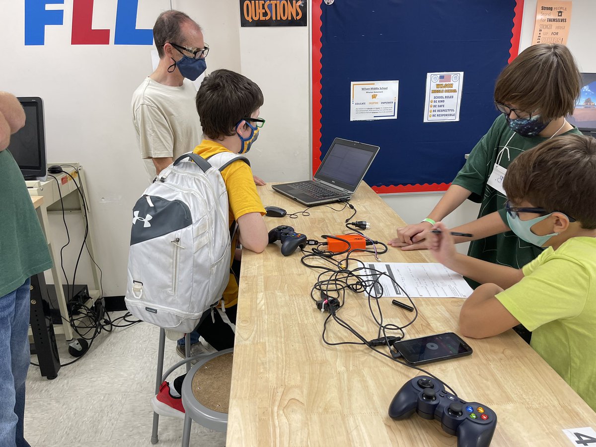 robotics_wms's tweet image. FTC teams 12440 and 14158 made great progress today. Both teams have all new members. No experience? No problem!