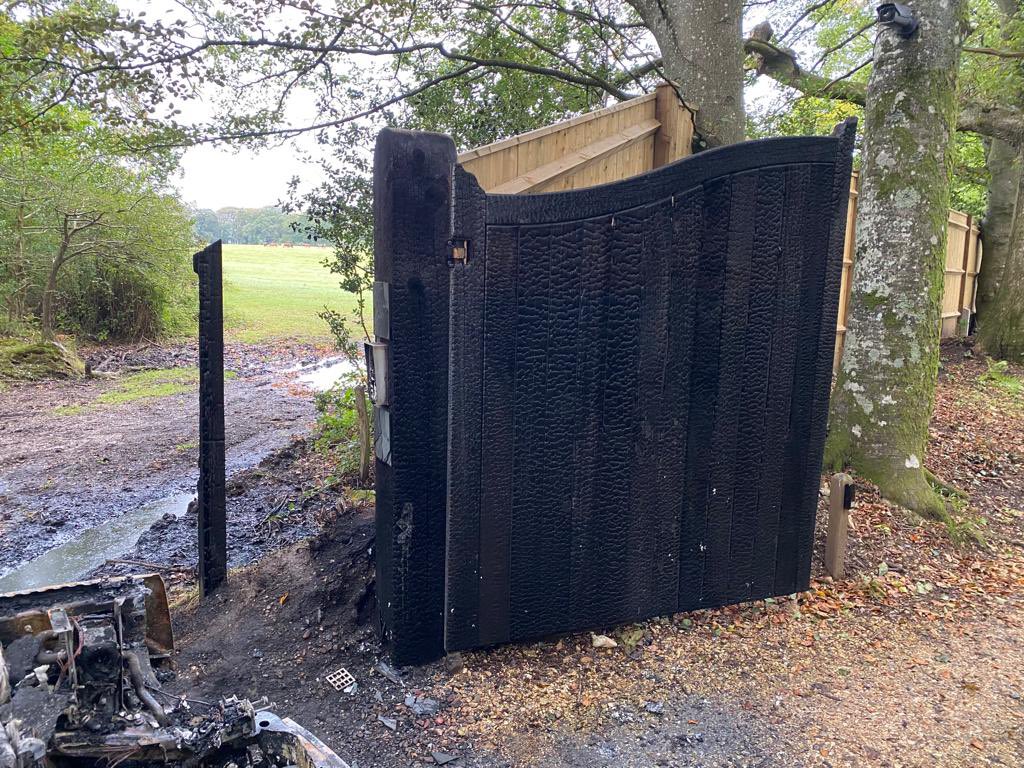 Chris Packham tweet media