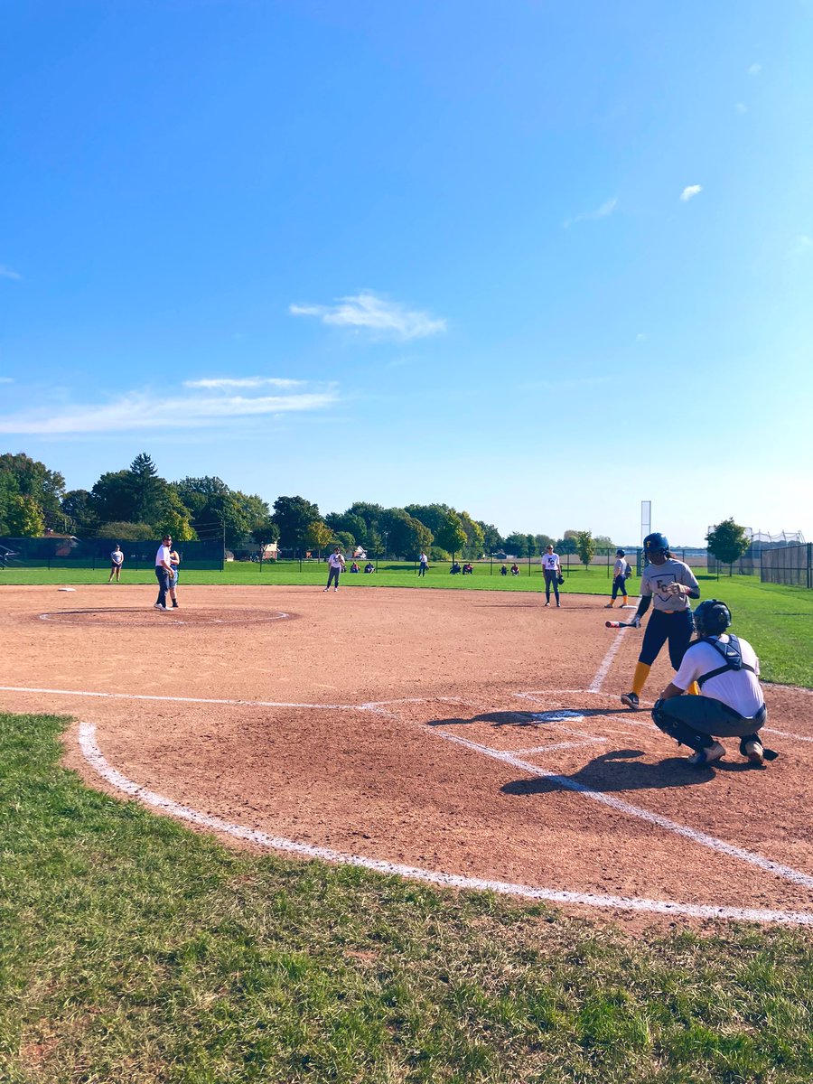 And just like that our 2021 Fall comes to an end. Proud of the hard work our team has put in these last few weeks! 🐻 #TeamGriz #BuildTheFoundation #NoDetailTooSmall