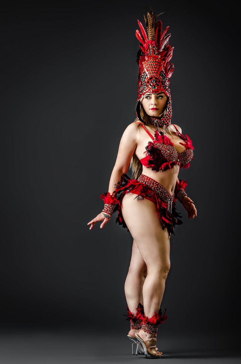 AztecaAri's tweet image. Algunas personas pasan por nuestra vida 
Solo para enseñarnos a no ser como ellas .
.
.
.
Photograpy  by Germán A. Paredes 
#Aridiosaazteca 
#AKSystems #MedicalPro #GORILLANUTRITION #mexicana  #ShowPerformance