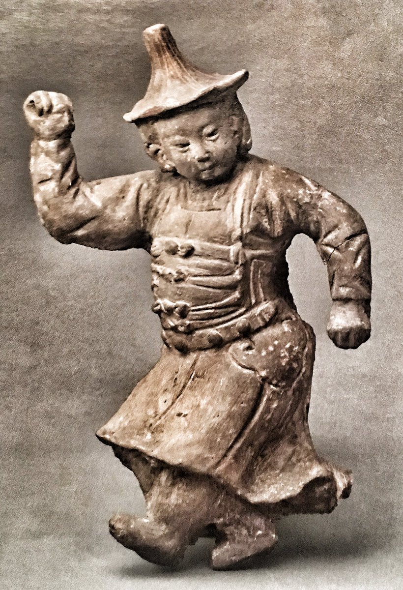 Монгол бүжигчин. Шавар шуумал, 13-14-р зуун, Хятадын Хэнань мужаас олдсон

Mongol danser. Terracotta sculpture, 13-14th century CE, Henan province China