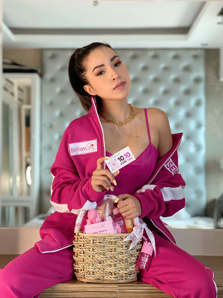 JelaiAndres's tweet photo. Pink is Brilliant! (Not for politics po, pink talaga color ng Brilliant noon pa man) 
Wow mga miloves nag trending pala ang #JelaiBrilliant kanina dito sa twitter! Thank you!🤍 Watch kayo live ni Ms Glenda / Mami Dam sa fb ngayong 11pm 🤍 @brilliantskinph @IamMissGlenda_ https://t.co/Ks6Z4T7bCs