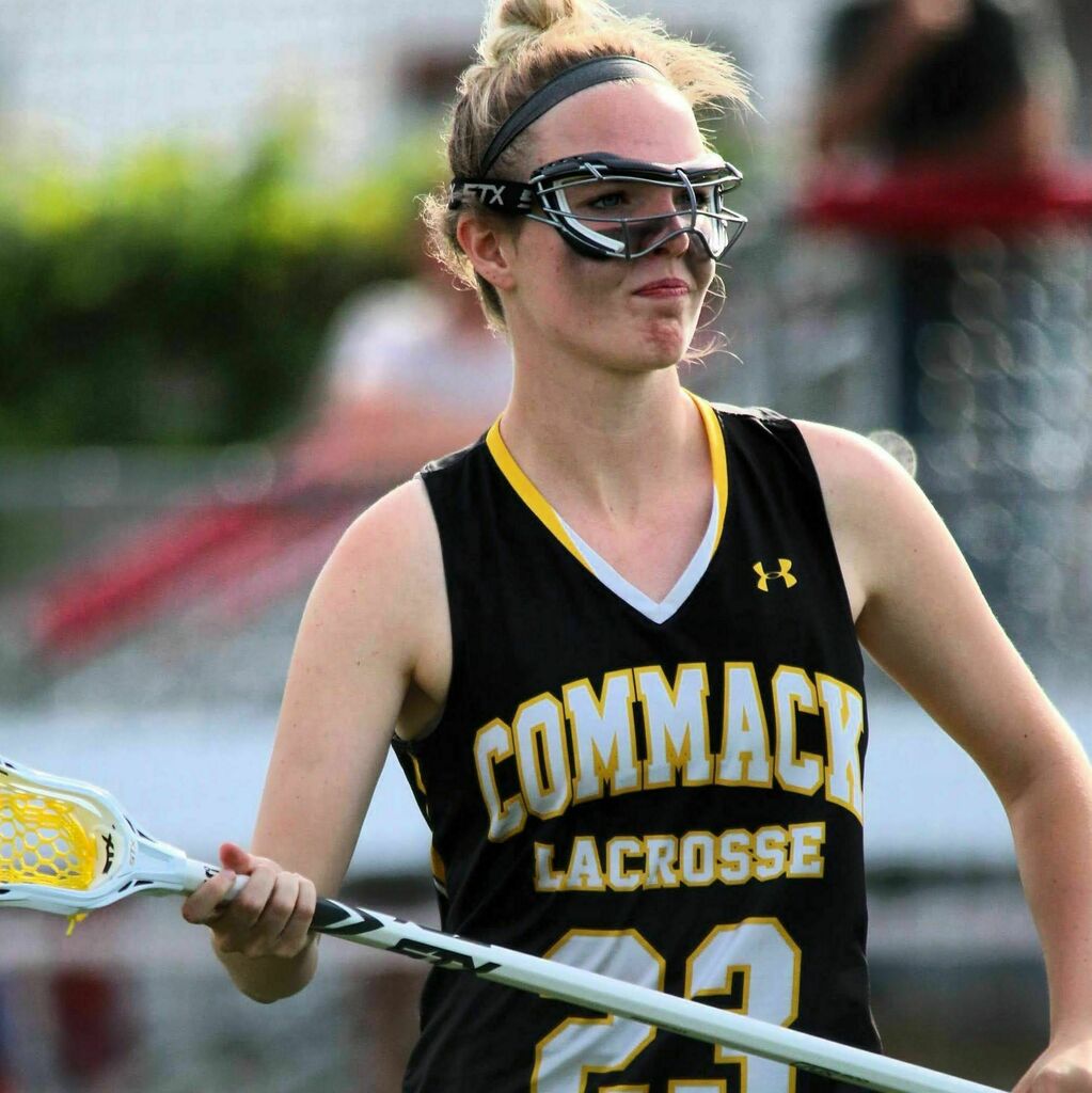 toplaxrecruits's tweet photo. Congrats to Kendall Clark of Long Island Top Guns @Li_TopGuns + Commack HS @CommackGirlsLax | NY 2022 | Def on committing to Fairleigh Dickinson Univ., Women's D1 @fduknightsathletics #uKnighted @ConnectLAX https://t.co/x9xr8CxQZs