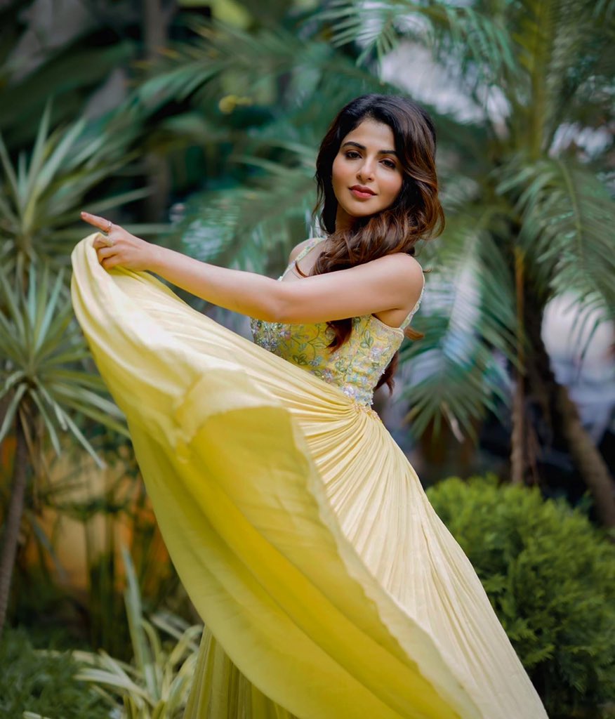 FBRHdPsVkAADIWQ?format=jpg&name=medium