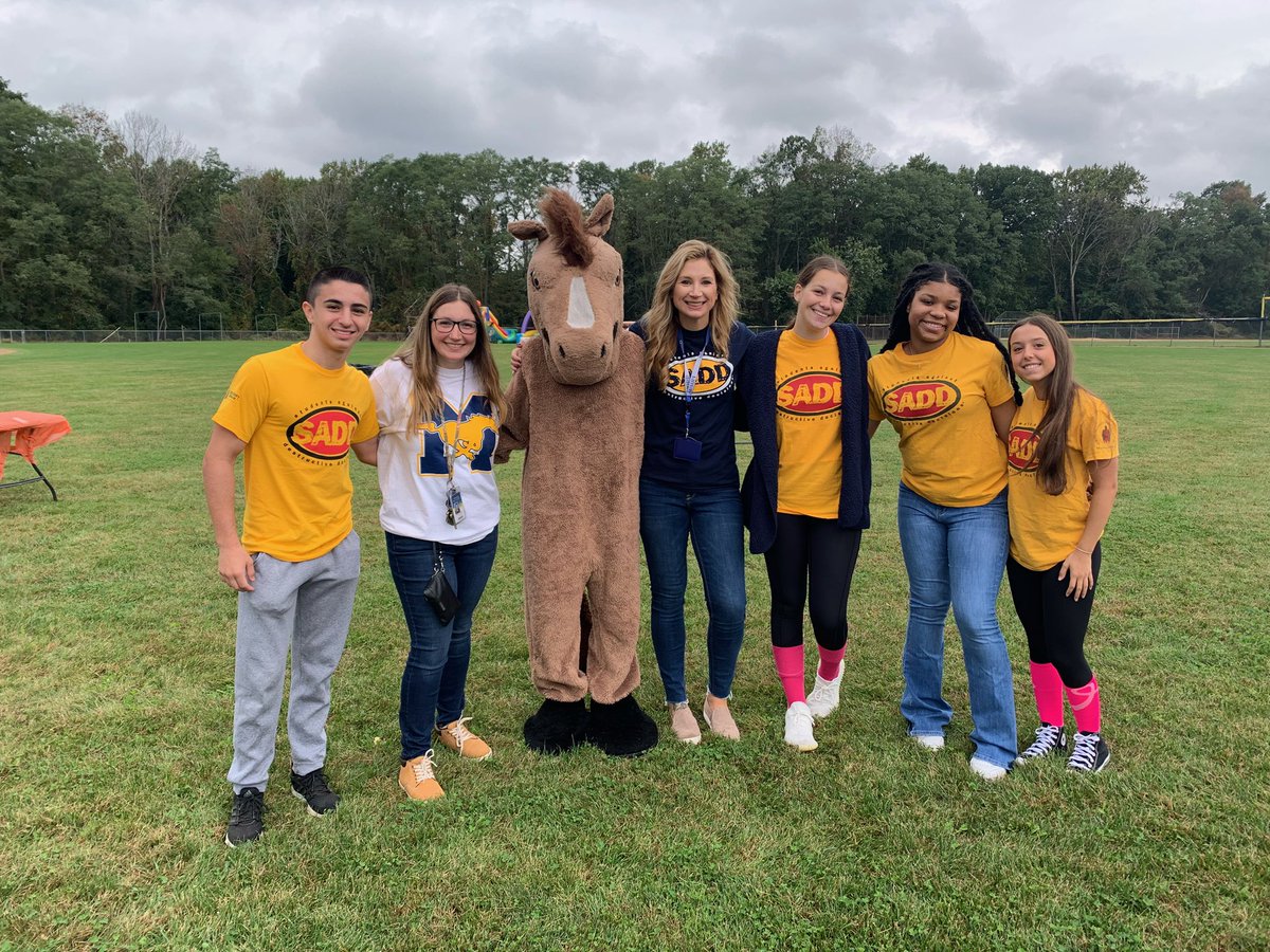 MarlboroHSinNJ's tweet photo. #FallFest2021 hosting some great activities for all ages! @marstuco @MHSscoreupdates https://t.co/diR77MomUu