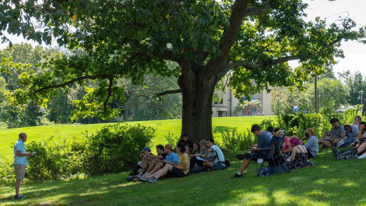 Not all classrooms have four walls. 🌳 🍂

📸 Professor Byrne's Conservation Biology class headed outdoors! The shell path makes for the perfect setting to learn about different species and ecosystems in the geographic space! #fall2021 #conservation #biology