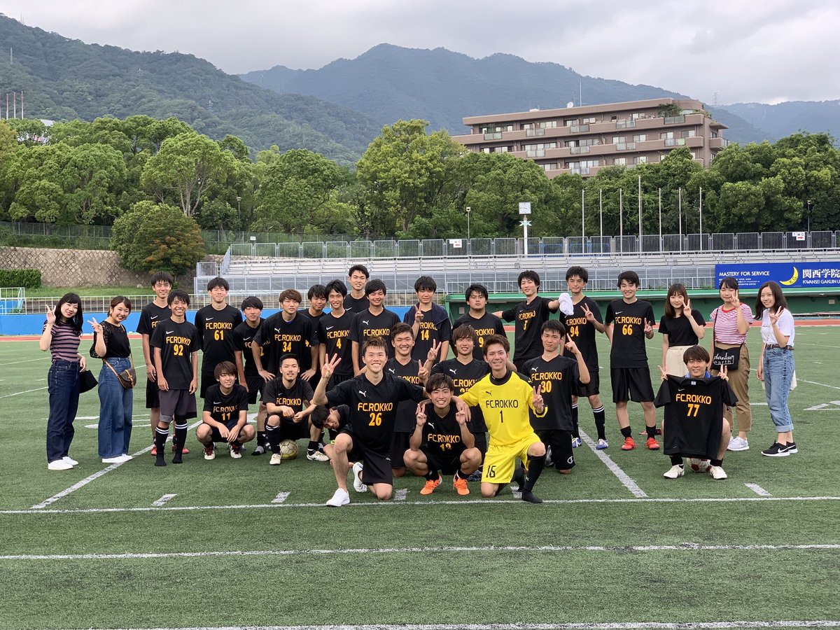 FC_ROKKO2020's tweet photo. 旅行や試合の様子です！
こんな感じで毎回の行事はゆるーいですがみんなで楽しんでます！
ちょっと落ち着いた雰囲気のサークルが好きな人はぜひお声掛けください😄 https://t.co/JMs80b9UHW
